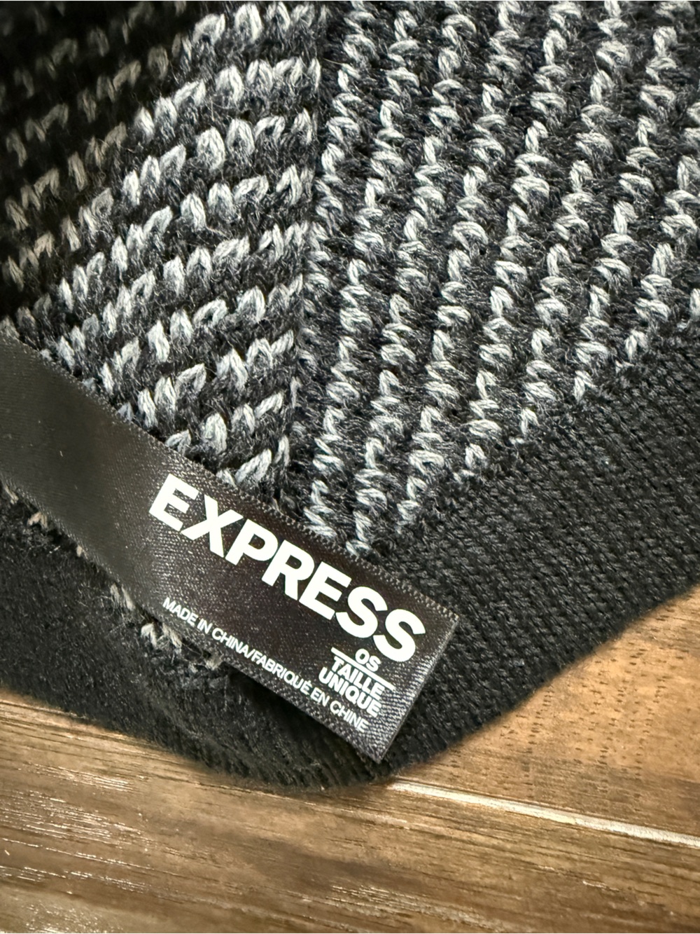 Express Men's Black & Gray Knit Scarf
